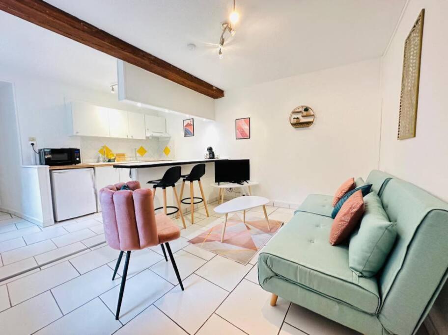 Appartement Confidentiel ล็อง ภายนอก รูปภาพ